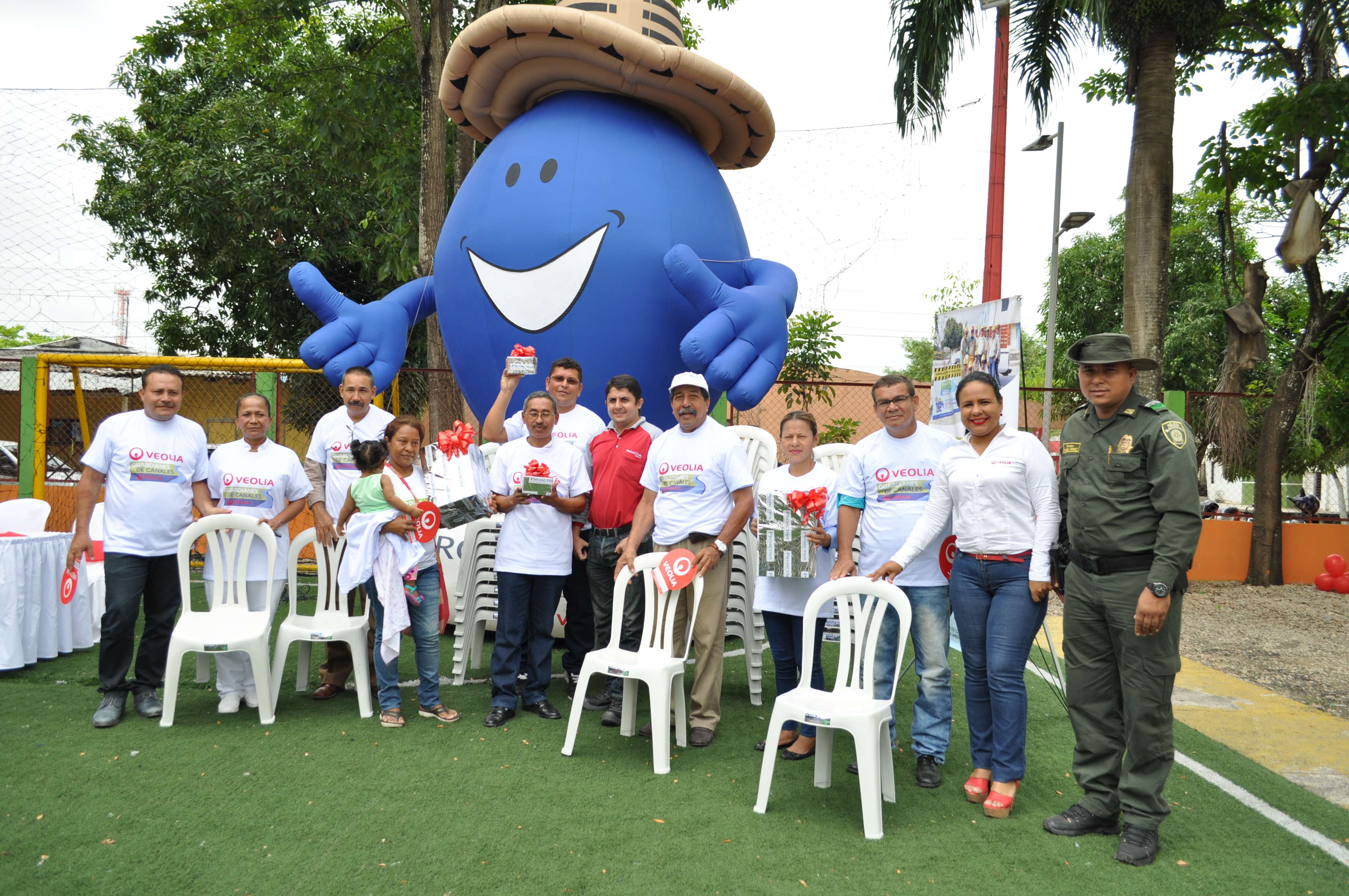 Empresa Veolia premió labor de Guardianes de Canales