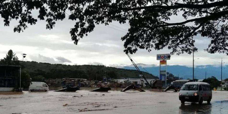 Más de 180 familias resultaron afectadas por inundaciones tras desbordamiento de río en Yotoco, Valle