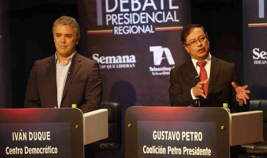 A Iván Duque le da miedo debatir porque se aprendió discursos de otros: Gustavo Petro