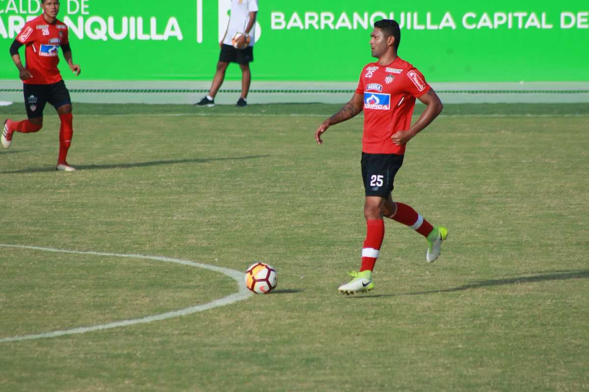 ¡Otra juniorada! Eder Castañeda no podrá jugar con Junior en Copa Sudamericana