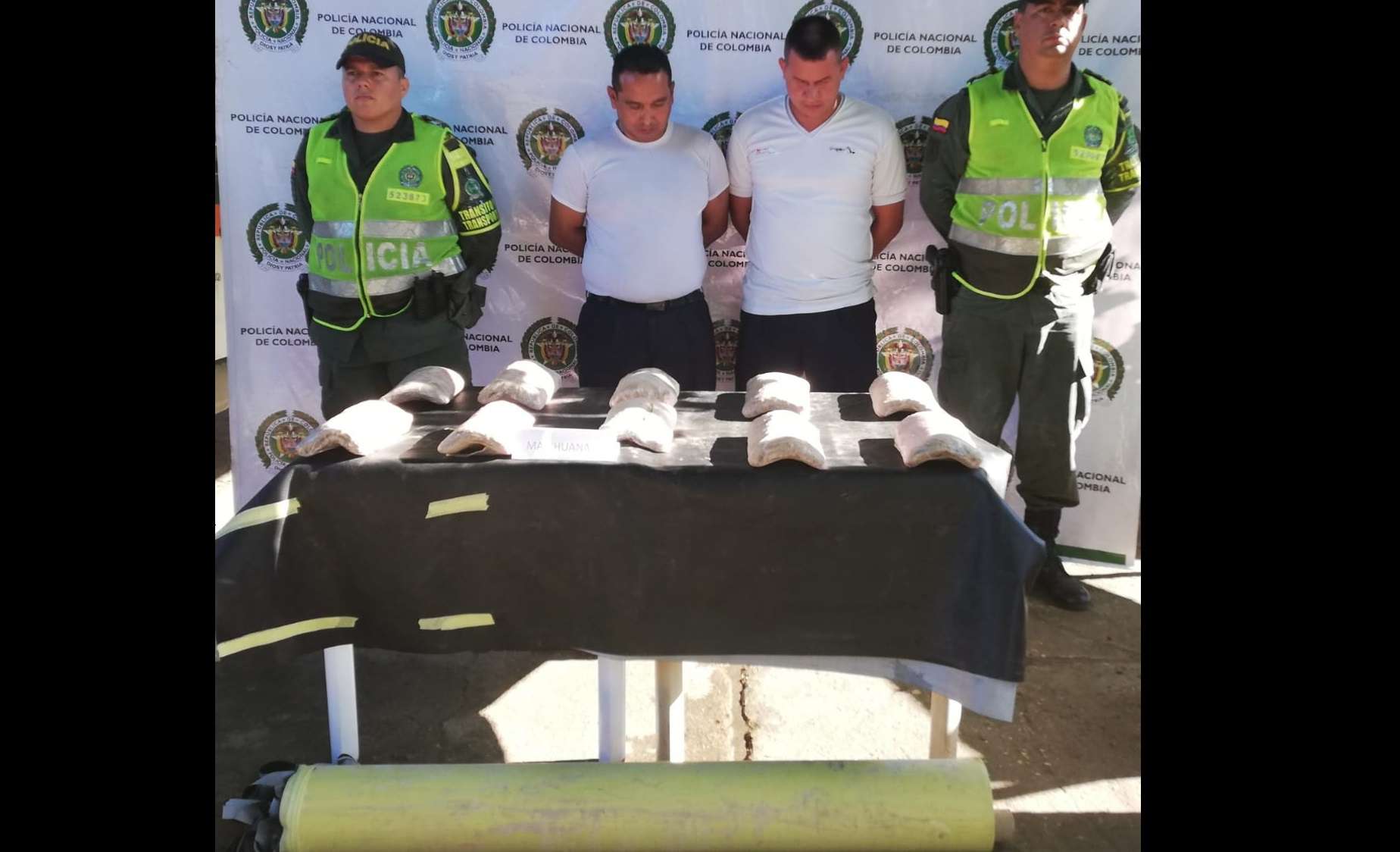 Policía capturó a dos hombres que se movilizaban con 10.000 gramos de marihuana camuflada en un tubo de PVC