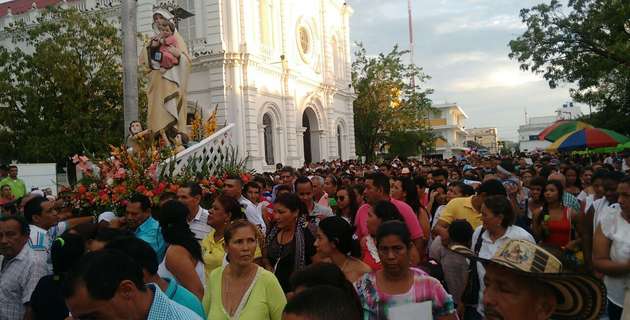 Feligreses celebran el Día de la Virgen del Carmen