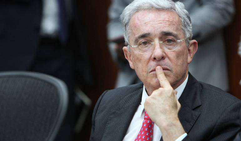 Por su apoyo en la creación de condiciones para la estabilidad económica en Colombia, expresidente Uribe recibe el premio en Miami