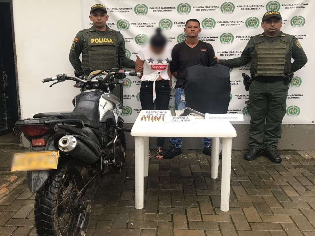 En Montelíbano, capturaron a un hombre y una mujer que serían miembros del Clan del Golfo