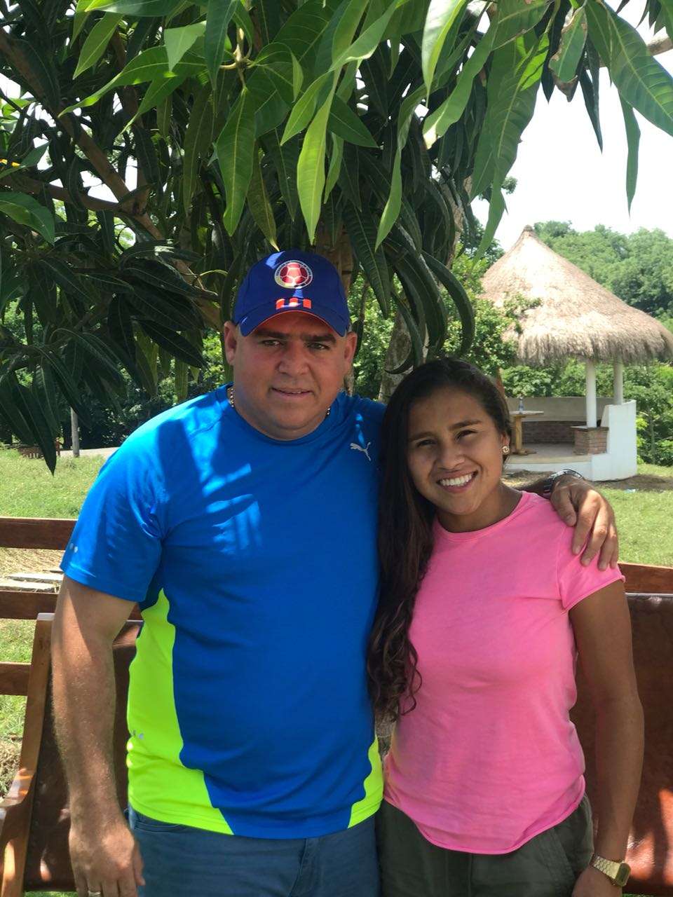 La futbolista Leicy Santos visitó San Antero y se sumó a la campaña de recolección de implementos deportivos para jóvenes de escasos recursos
