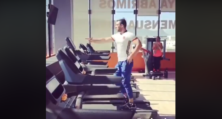 Bailando en una caminadora, costeño le «vendió» al mundo el Carnaval de Barranquilla