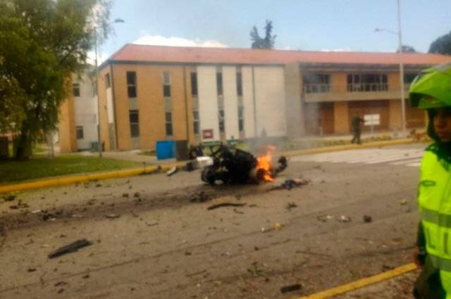 Carro bomba dejó cinco muertos y 10 heridos en la Escuela de Policía General Santander
