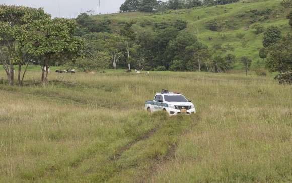 Hallan dos cadáveres en lvía al corregimiento Santa Rosita