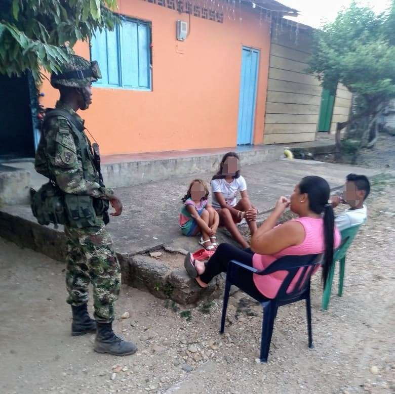 Tropas del Ejército garantizan la seguridad en Cuturú, Caucasia