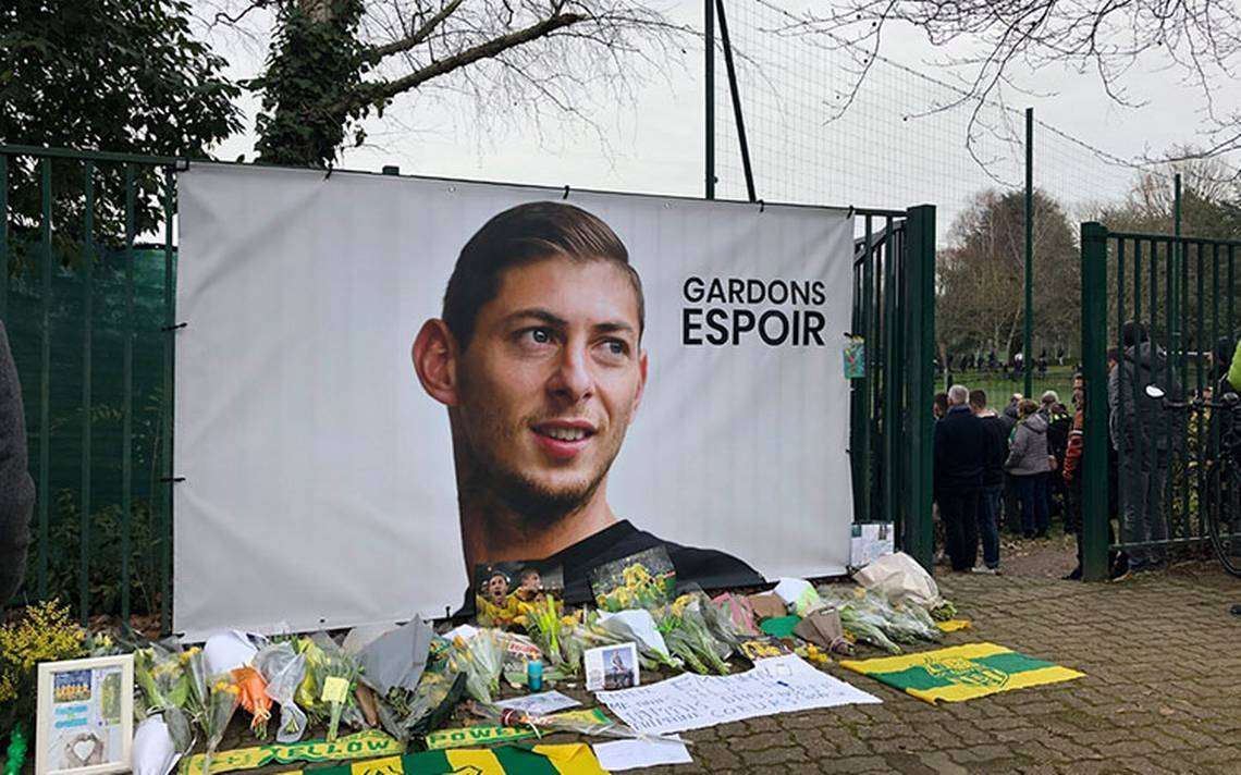 El cuerpo hallado en los restos del avión corresponde al futbolista Emiliano Sala