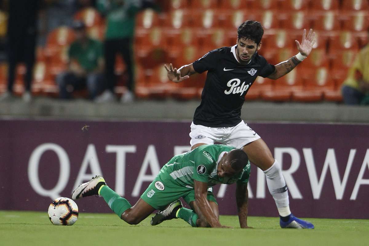 Leonel los dejó verdes, Nacional perdió por penaltis ante Libertad y quedó eliminado de la Libertadores