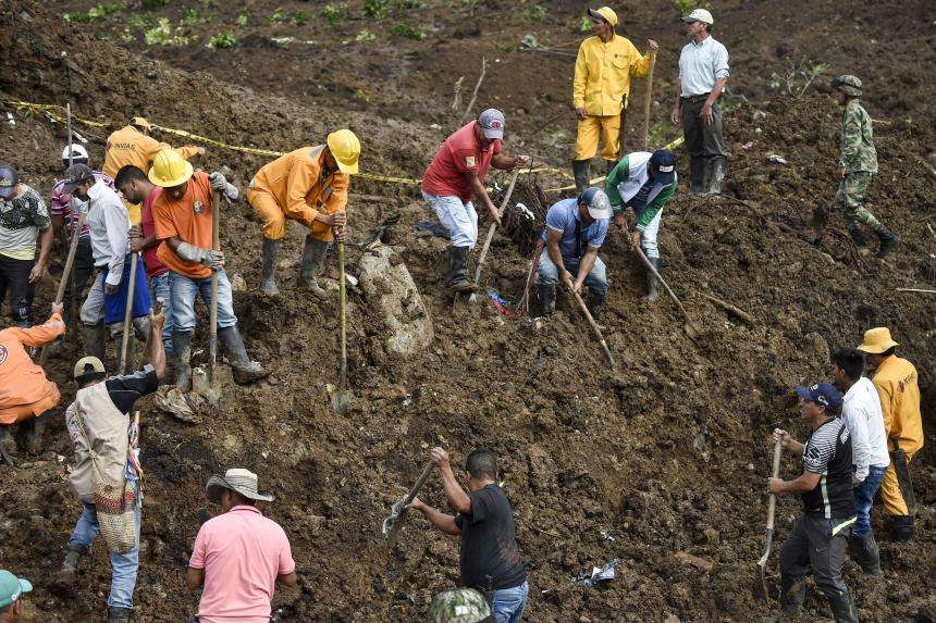 Continúa la búsqueda: ya son 29 los muertos tras derrumbe en Cauca