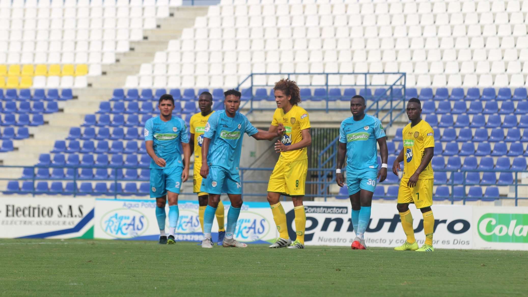 Sepultado en Copa Águila, Jaguares volvió a caer ante Leones