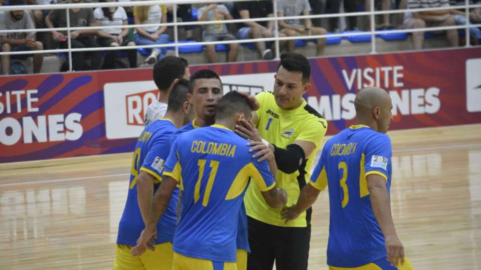 Ganó, gustó y goleó, Colombia quedó con un pie en los cuartos de final del Mundial Futsal 2019