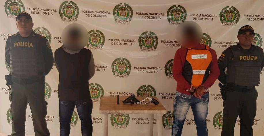 Los capturaron por porte ilegal de armas en Valencia