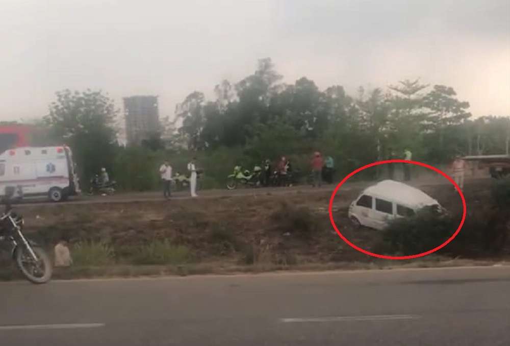 Se volcó en el Segundo Anillo Vial de Montería