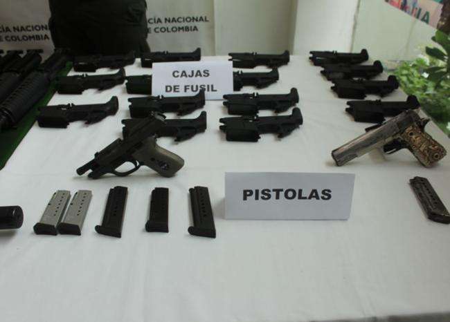Autoridades descubren red de tráfico de armas para el ELN entre Miami y Barranquilla