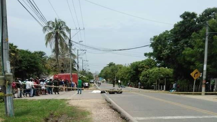 Fue a visitar a su esposa a Lorica y cuando se iba encontró la muerte en la carretera