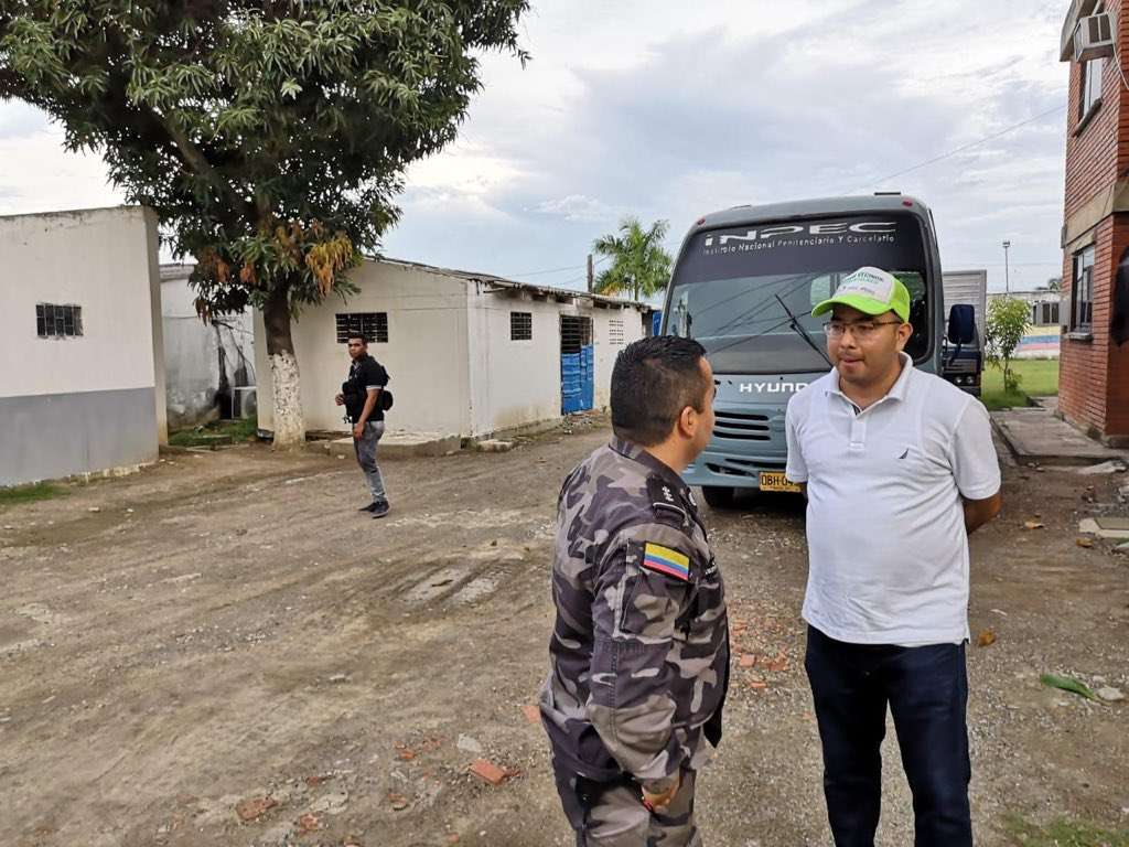 Comenzó el traslado de 146 presos de la cárcel Las Mercedes por hacinamiento