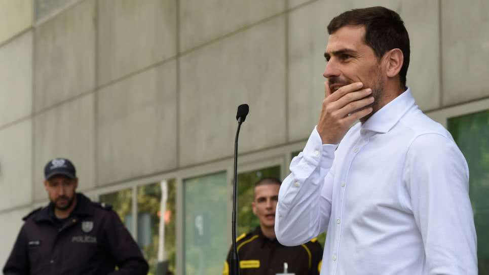 ¿Se retira? “No sé qué será del futuro, lo importante es estar aquí”: Iker Casillas tras salir del hospital