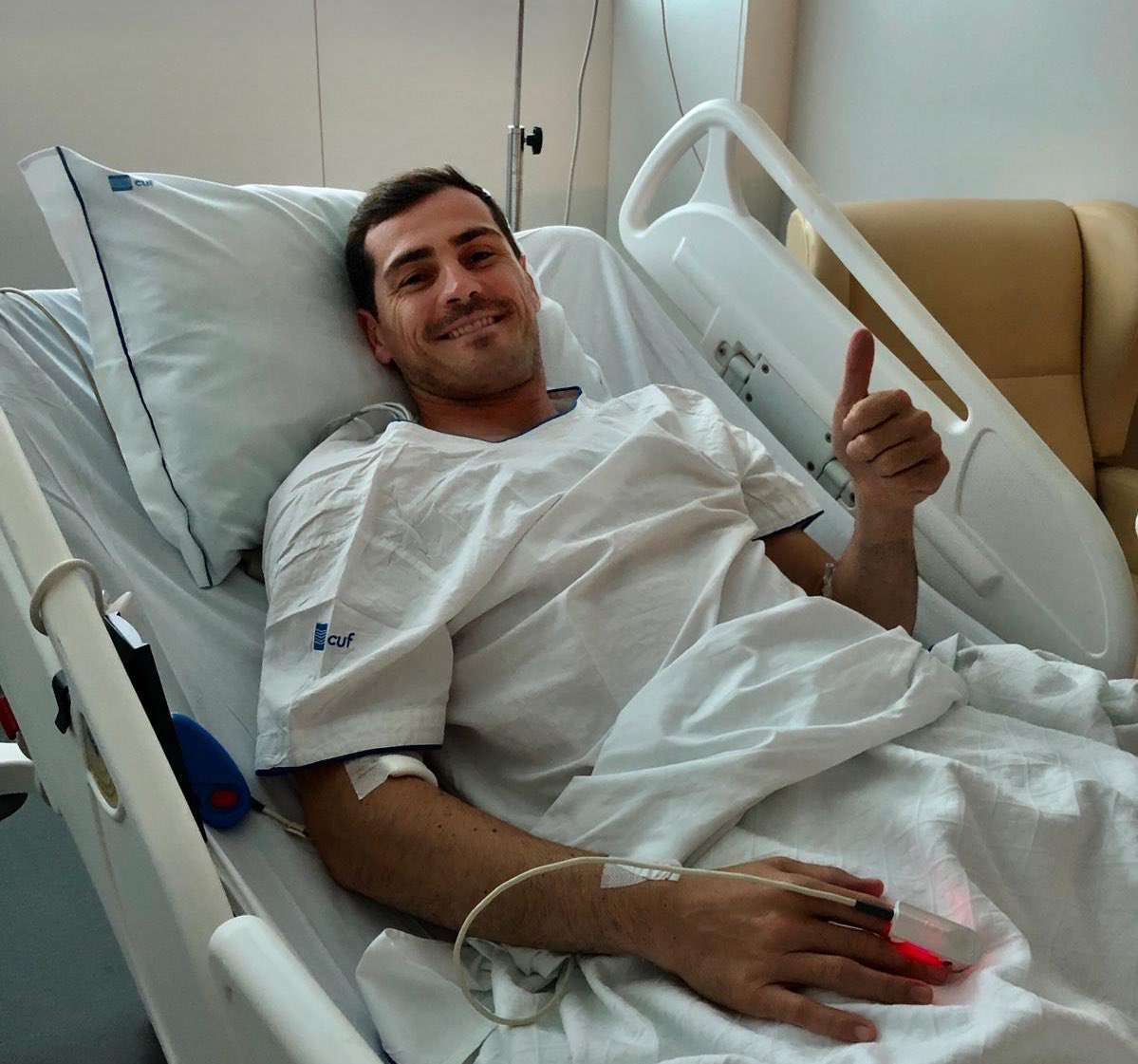 El mundo del fútbol envía mensajes de apoyo a Iker Casillas tras sufrir un infarto