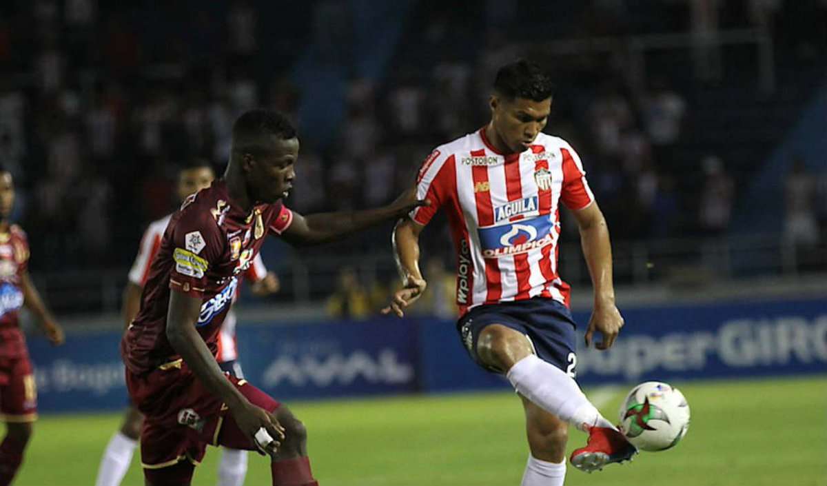 Tras empujón de Marco Pérez, ‘Teo’ Gutiérrez estuvo hospitalizado por un dolor en la espalda