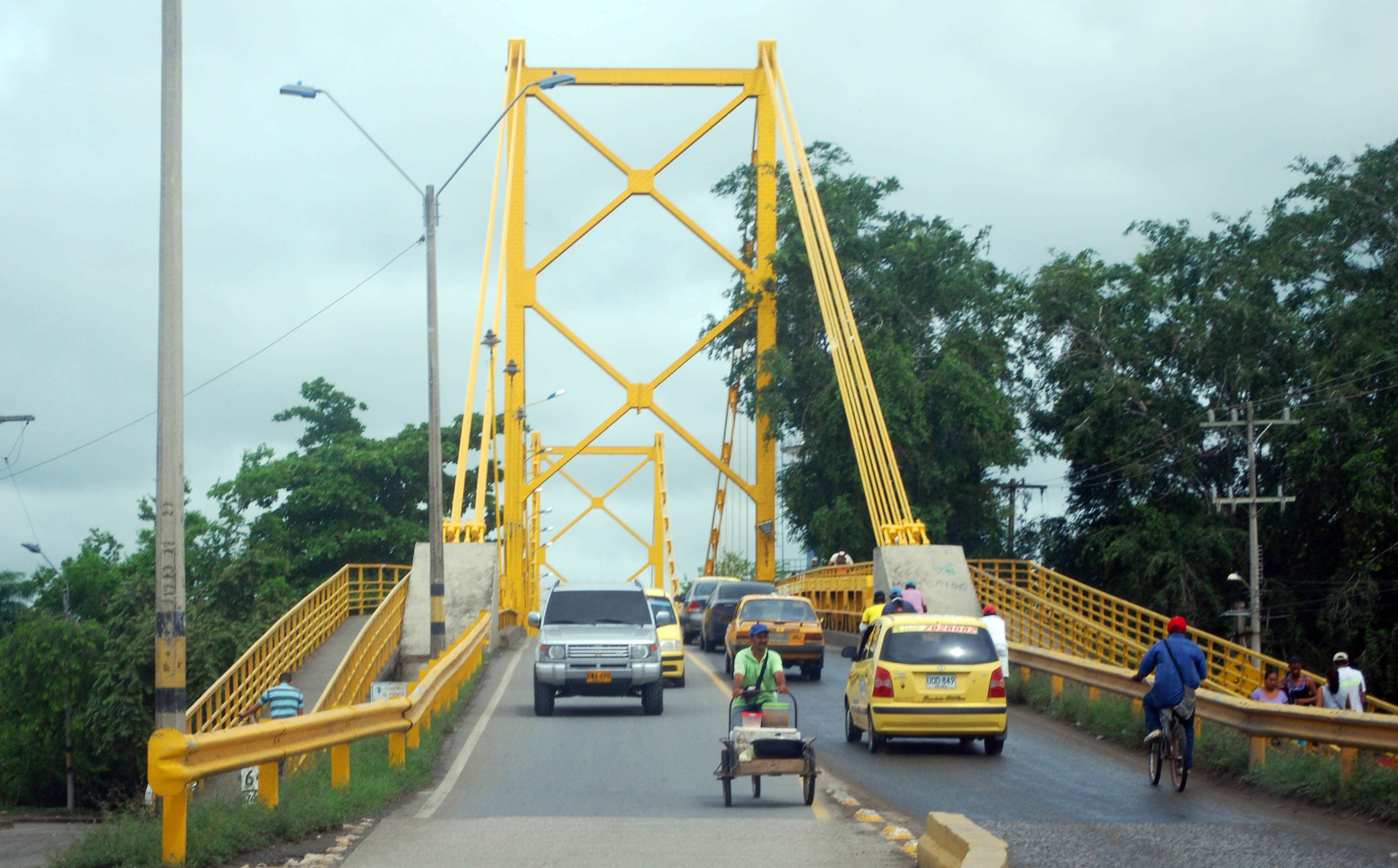 Iván Duque se comprometió con la construcción del tercer puente para Montería