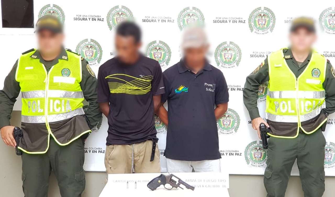 En Lorica, capturan a dos hombres por porte ilegal de armas de fuego