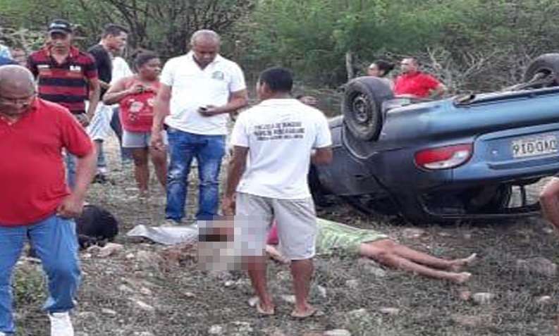 Mujer murió luego de que se volcara el carro en el que viajaba