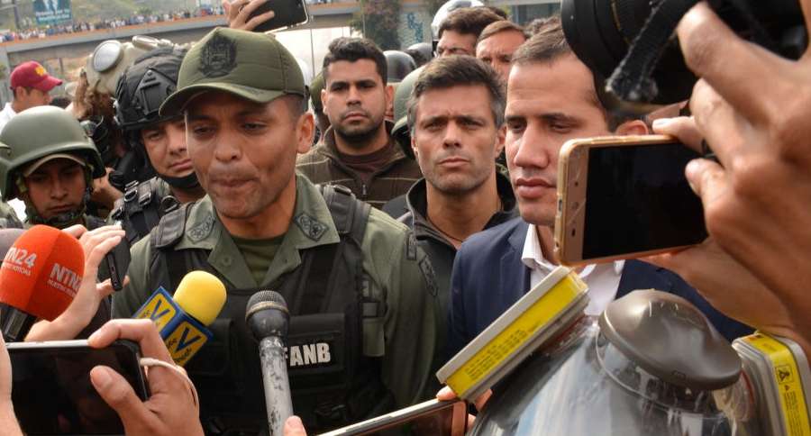 Leopoldo López se refugia con su familia en la embajada de España en Caracas
