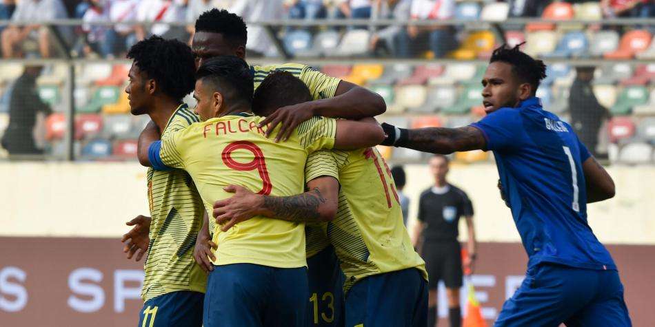 Colombia goleó a Perú previo a su debut en la Copa América