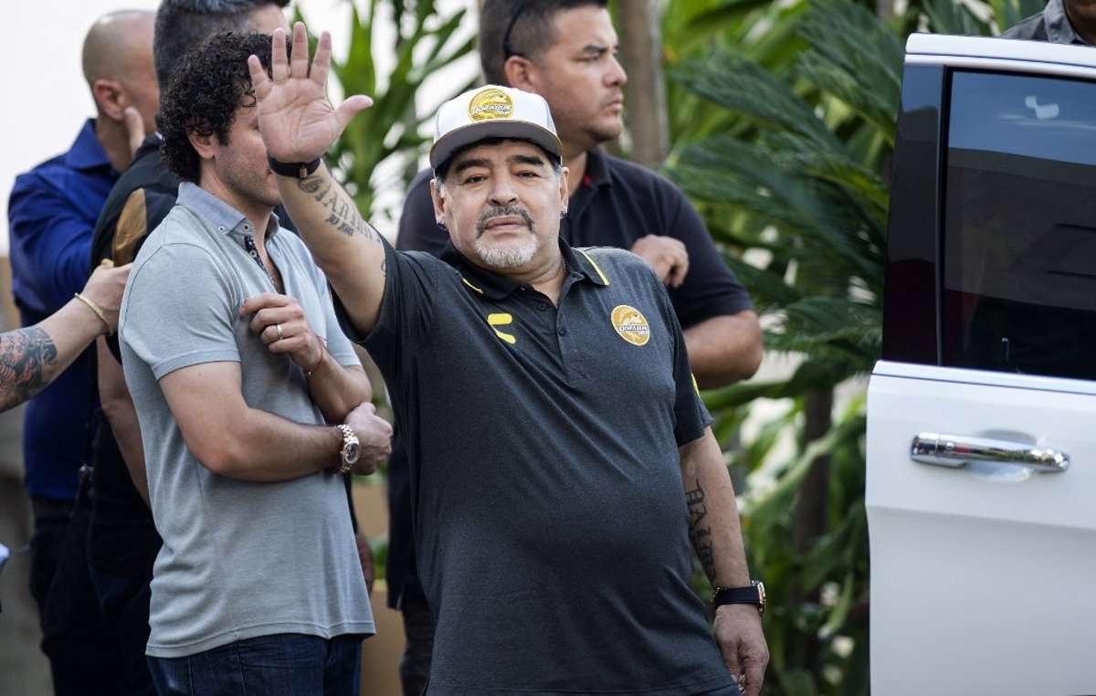“Maradona no tiene alzhéimer pero sí tiene otras dolencias”: manager del exfutbolista