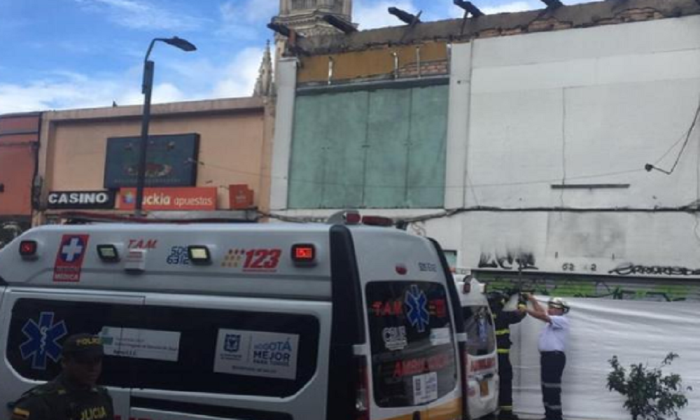 Dos muertos dejó caída de una estructura en Bogotá