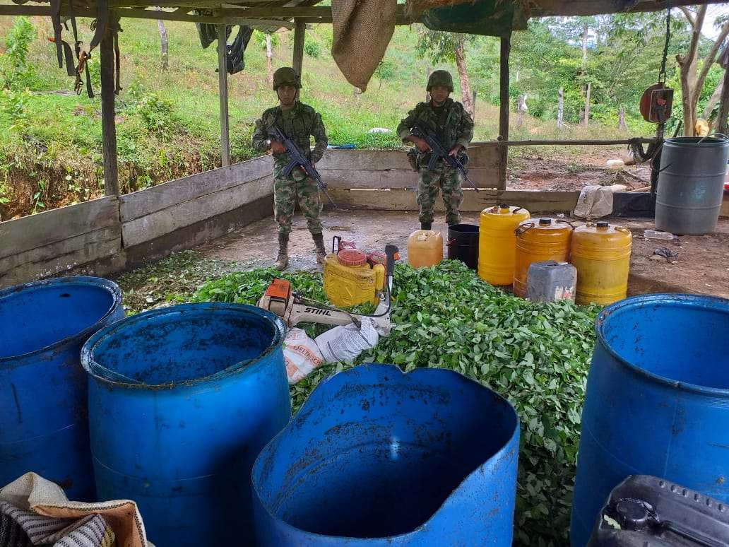 Ejército ubicó y destruyó laboratorios para el procesamiento de droga en el Bajo Cauca antioqueño y sur de Córdoba