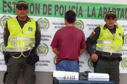 Hombre es capturado en La Apartada por portar un arma ilegal con la que habría herido a otro