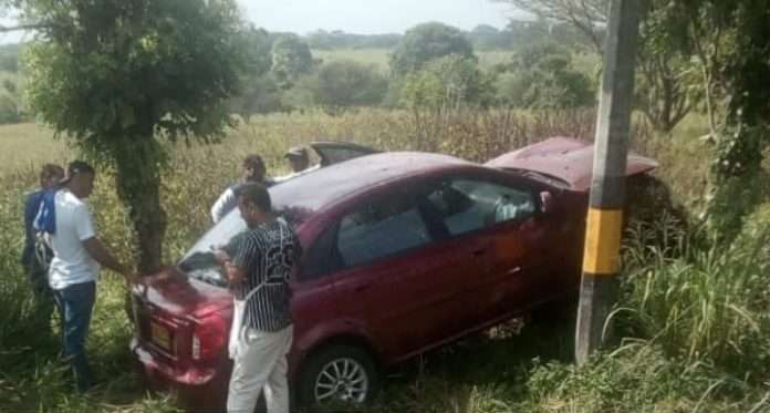 Perdió el control del vehículo y se salió de la vía Sahagún – Chinú