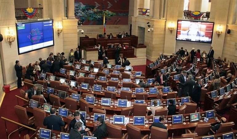 Gobierno firmó decreto que incrementa el salario de los congresistas, conozca cuánto ganarán de ahora en adelante