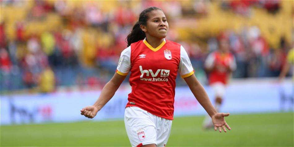 Gol, figura y ovación: Leicy Santos brilló en el debut de ‘Las Leonas’ en la Liga Femenina 2019