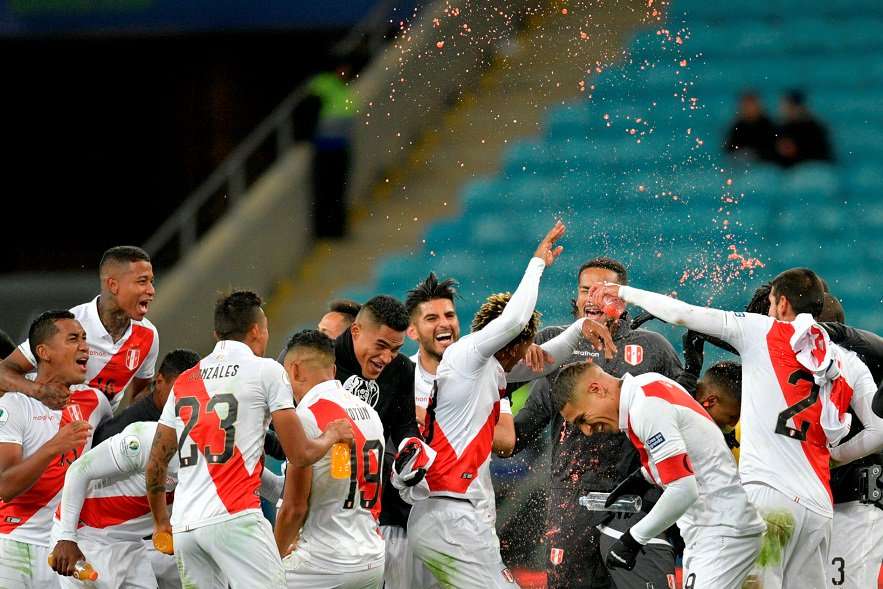 Otro ‘batacazo’, Perú goleó a Chile y se metió en la final de la Copa América