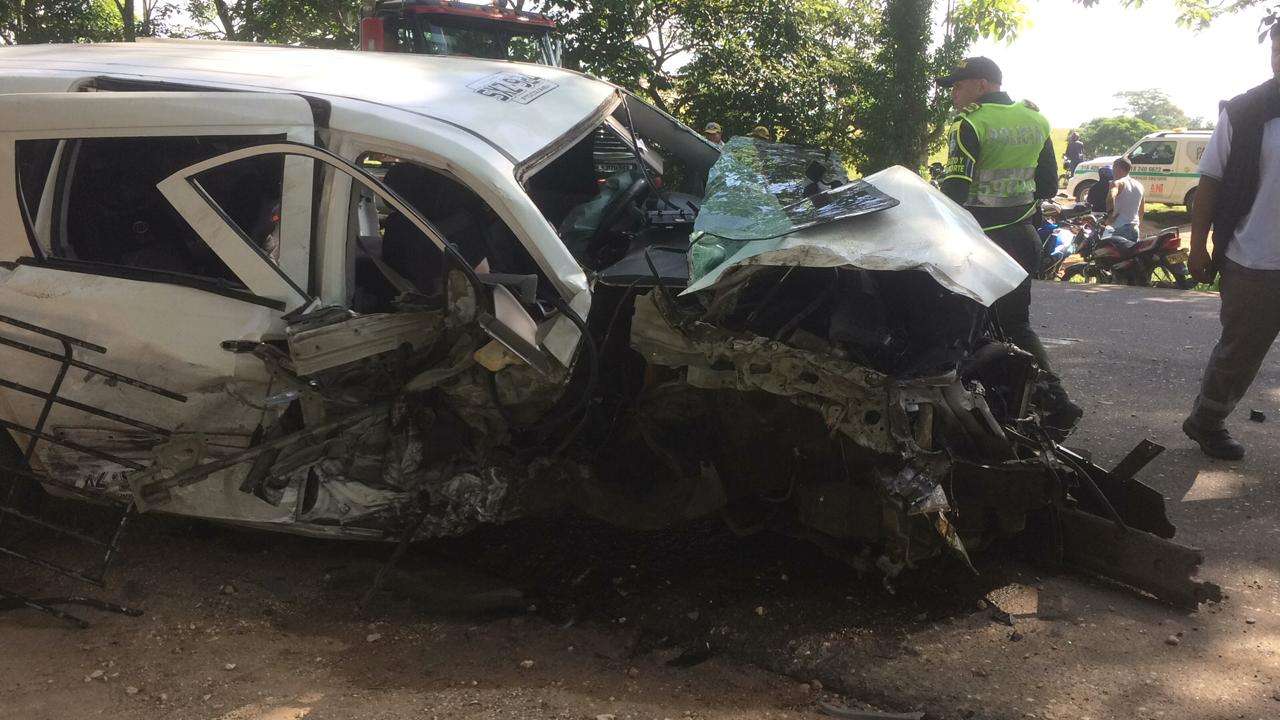 Grave accidente de tránsito en Sahagún dejó una mujer muerta y varios heridos
