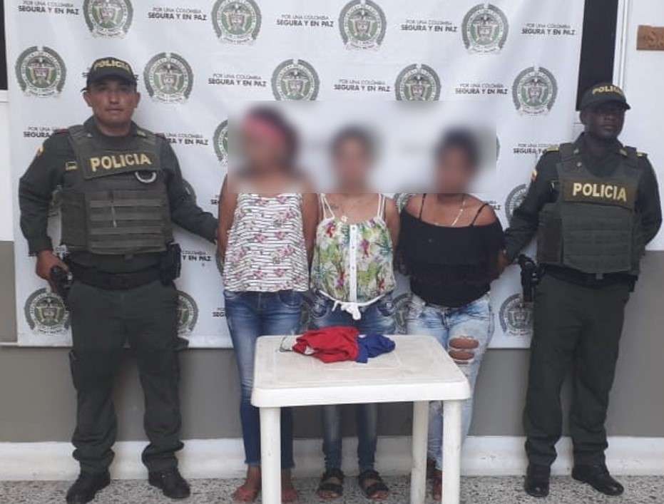 Las capturaron por robar en el Éxito de Lorica