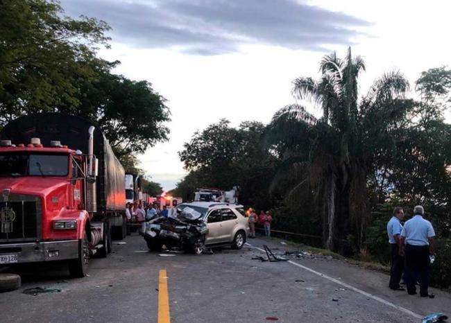 Tres muertos dejó terrible accidente de tránsito