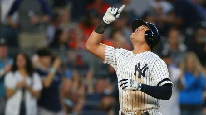 Sigue haciendo historia, Urshela conectó su cuadrangular 18 e impuso récord para el béisbol colombiano en Grandes Ligas