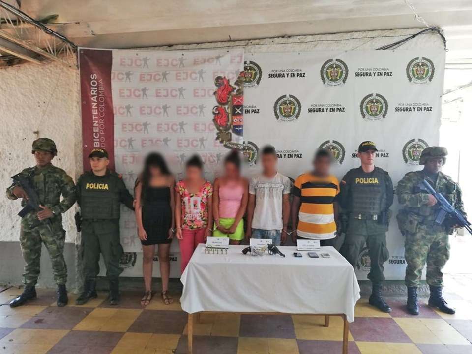 Capturan a cinco miembros de Los Caparrapos en el Bajo Cauca antioqueño