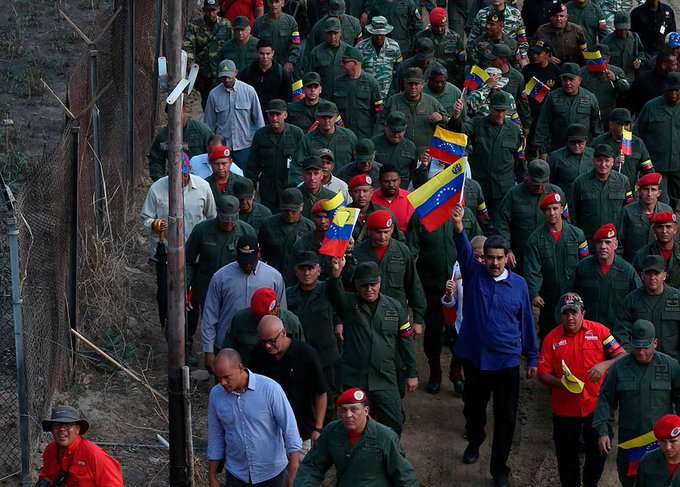 Gobierno venezolano realiza ejercicios militares en frontera con Colombia
