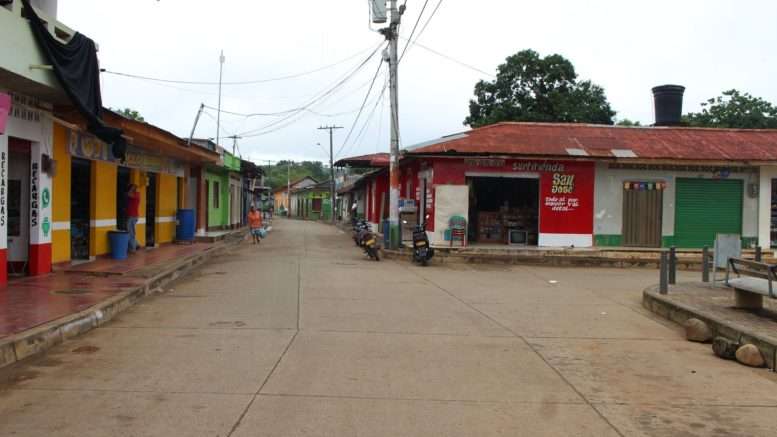 Tras doble homicidio, restringen horario de establecimientos públicos y prohíben circulación de parrilleros en San José de Uré