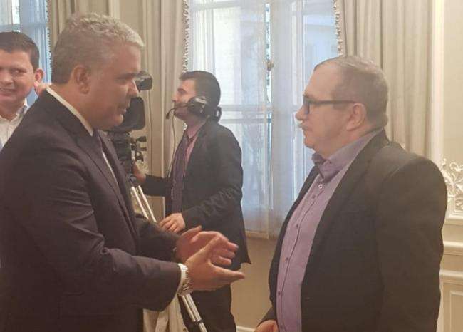 El encuentro de ‘Timochenko’ y Duque en la firma del pacto por la no violencia electoral