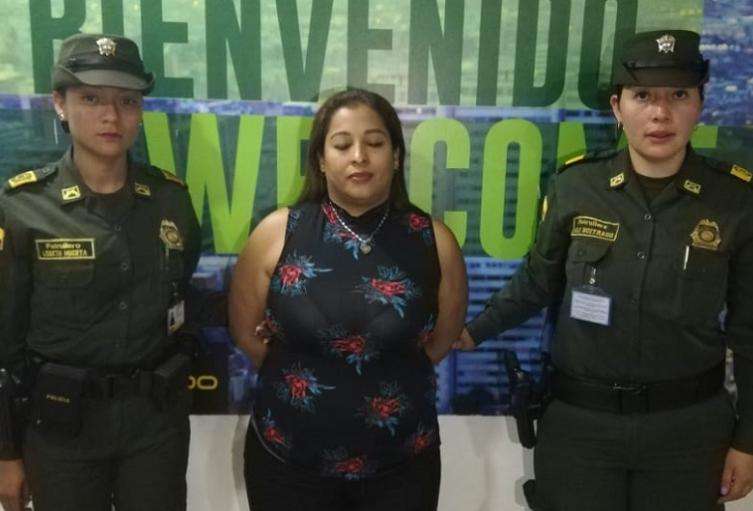 Cayó colombiana que pretendía llevar droga a España con un método peligroso