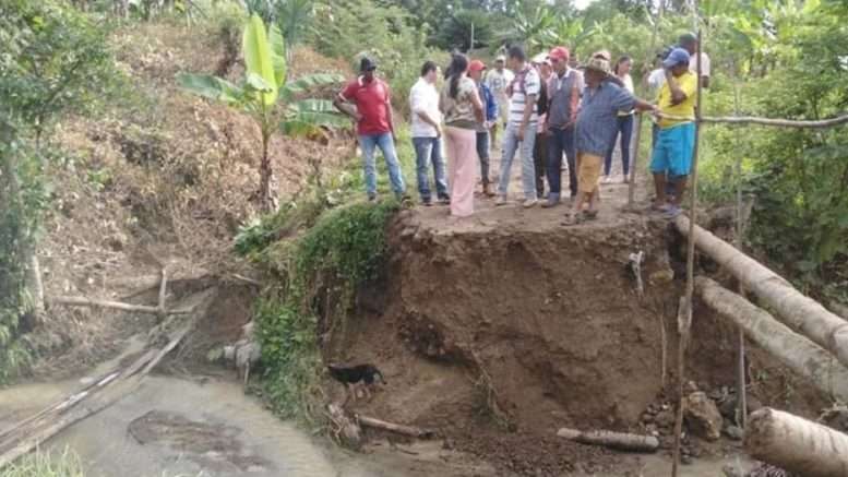 Comunidad en zona rural de Puerto Escondido incomunicada por negligencia de la alcaldesa