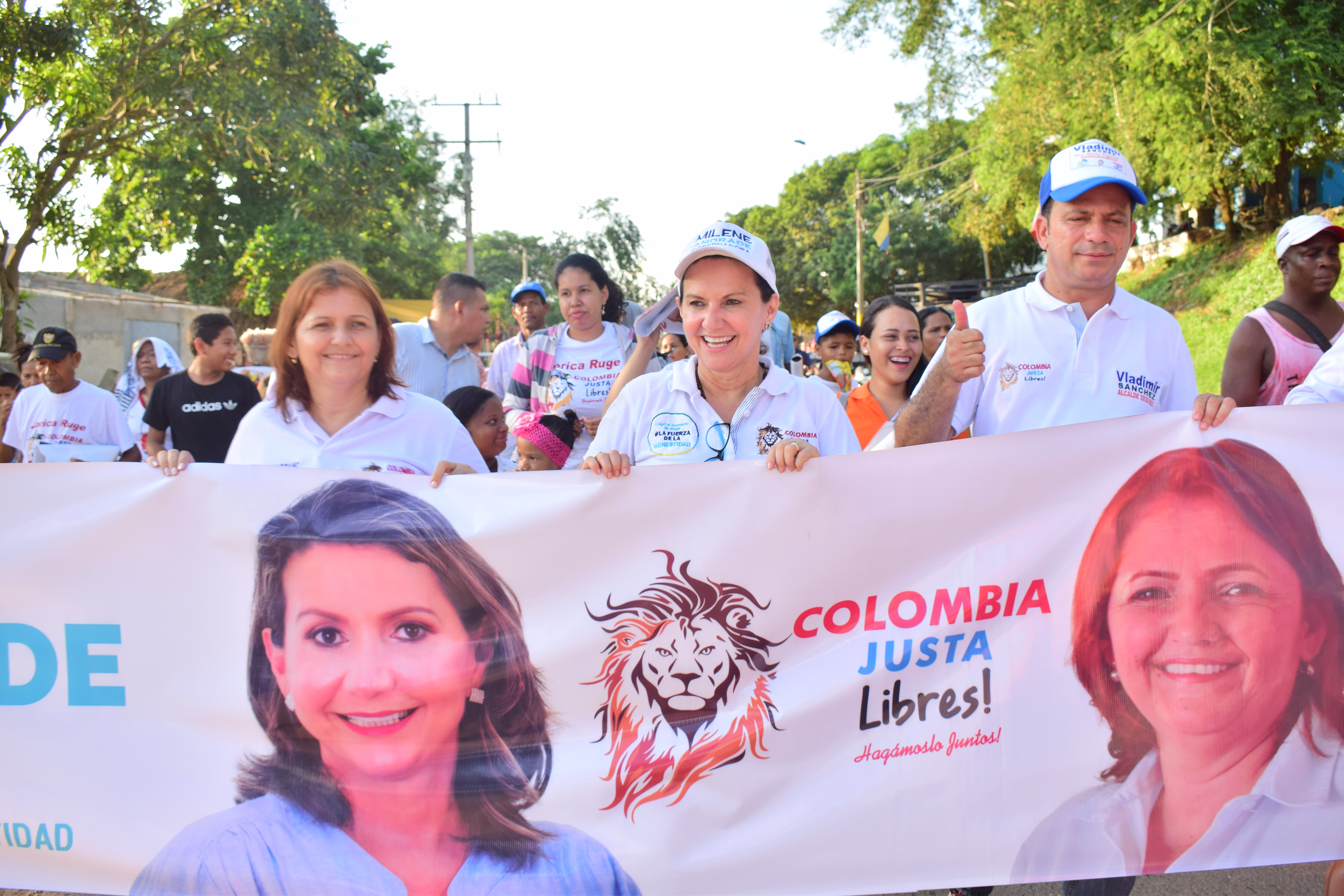 Aspirantes al Concejo y Alcaldía respaldan a Milene Andrade en Lorica